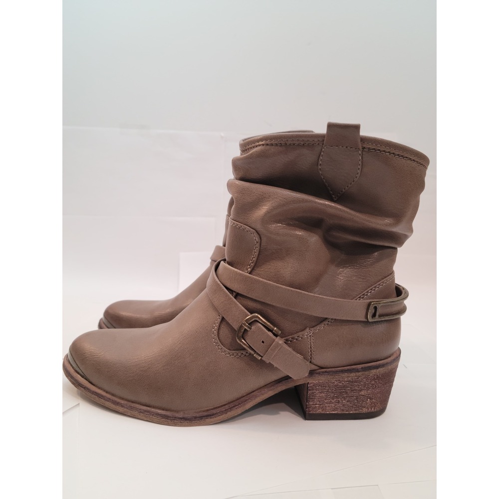 BareTraps Pardon Ankle‎ Boots Womens 8.5 Taupe Slouch Buckle BTF13-10455-011-79